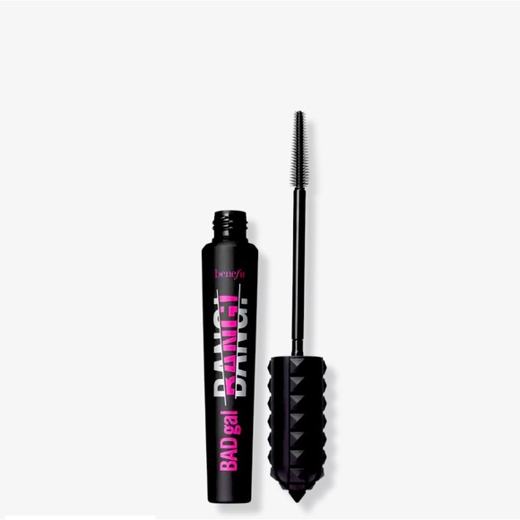 Intense black mascara - Picture 1 of 2